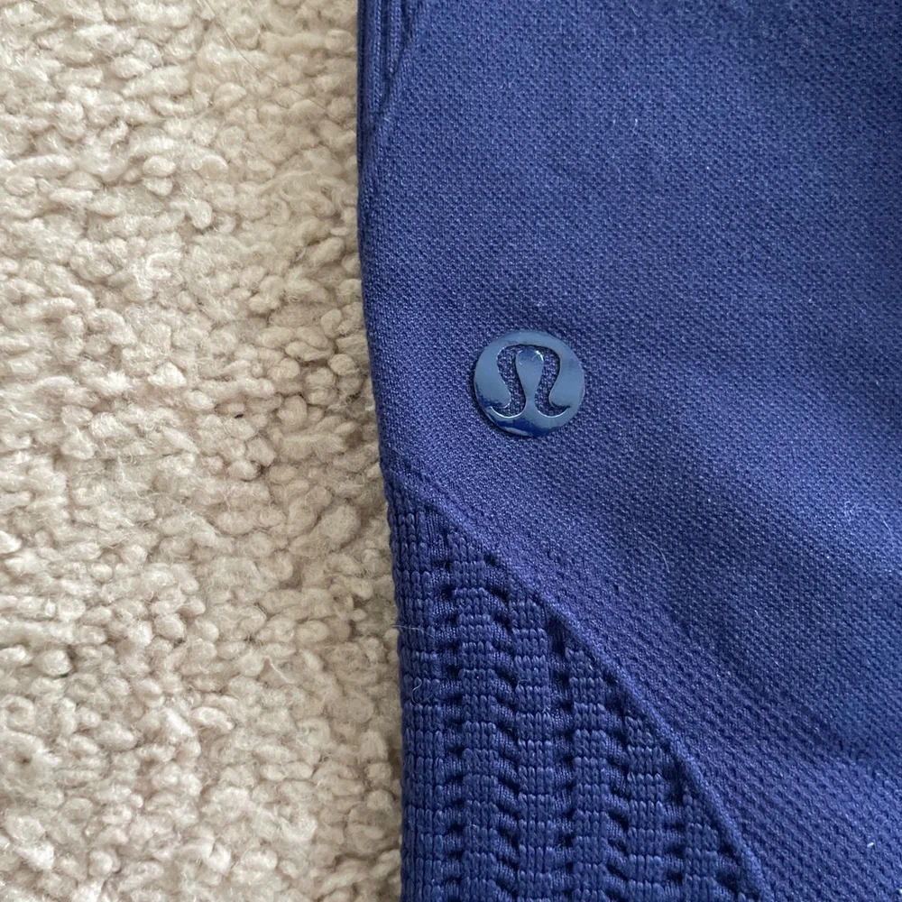 Lululemon In The Flow Crop II - Navy - Picture 8 of 12